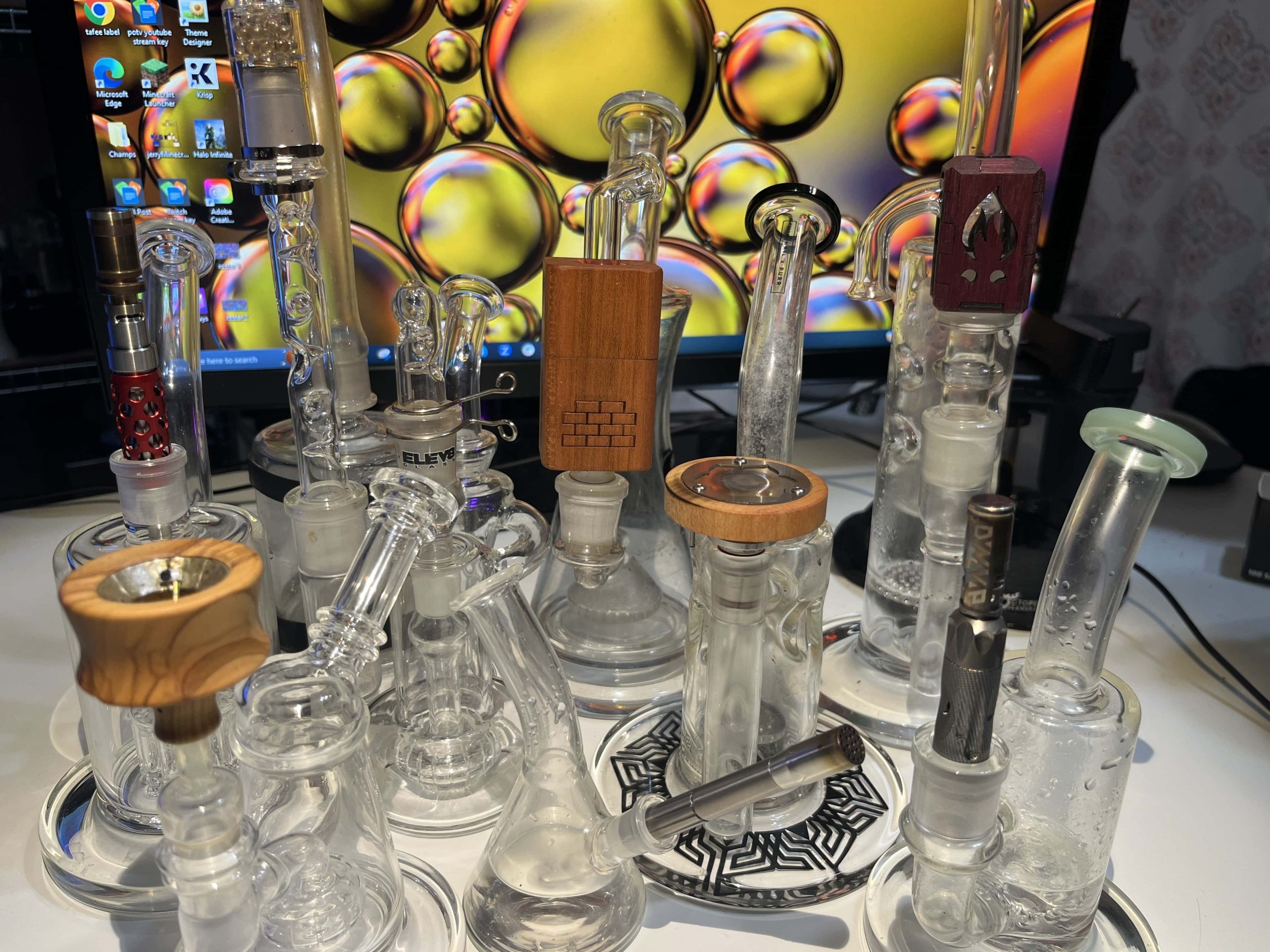 vapes on bongs