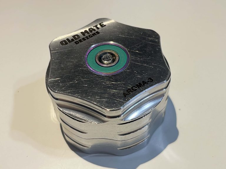 Old Mate grinder