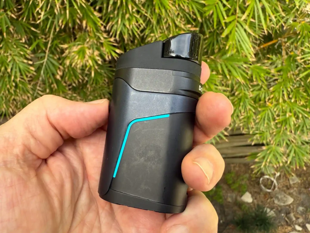 Dr Dabber Ghost 2 in hand with power on