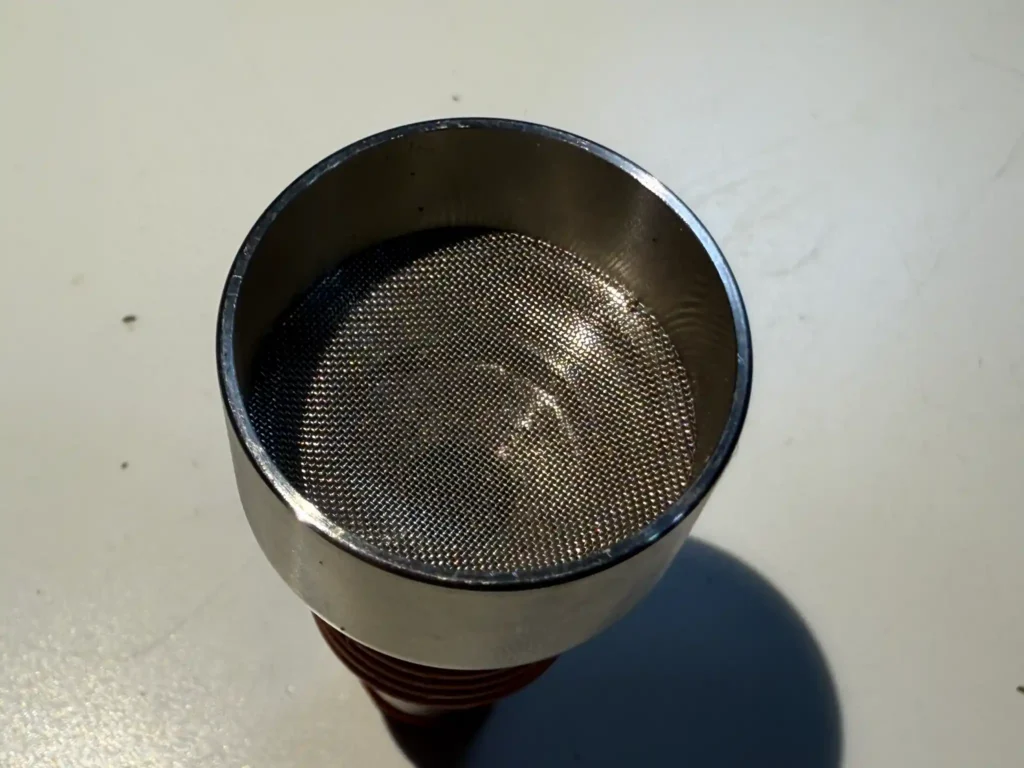 Musa 3000 bowl with large screen installed